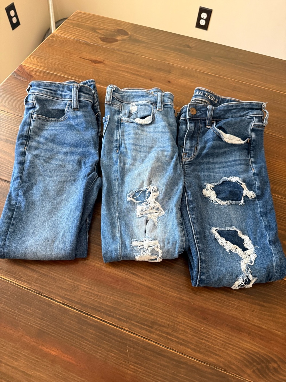 American Eagle Next Level Stretch Jeans Lot Sz 2 & 4 Distressed Denim